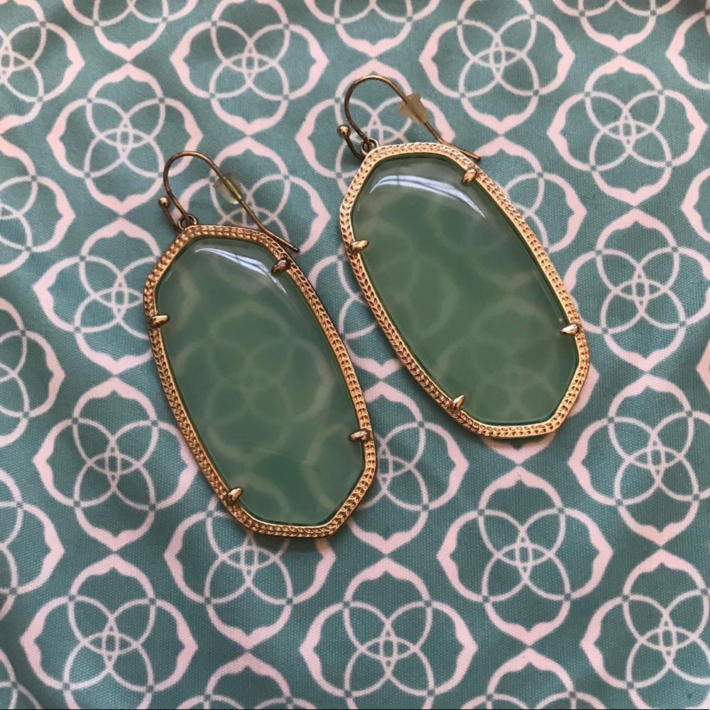 Kendra Scott Danielle Statement Earrings